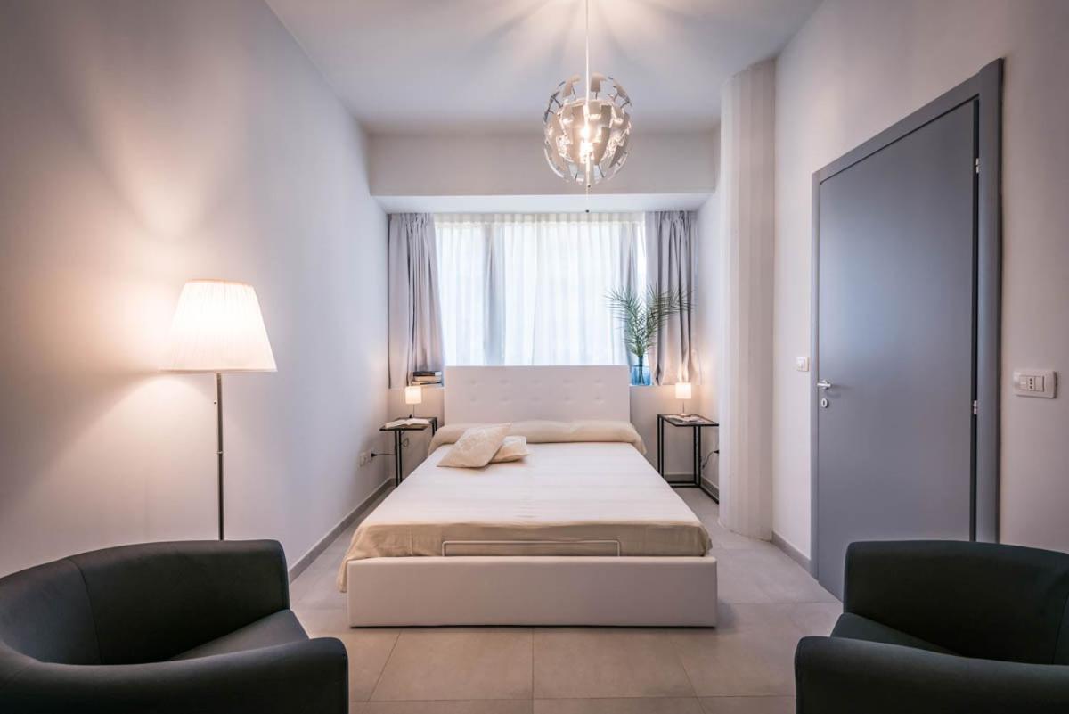 Appartement Le Residenze di Don Nino  à Lecce Extérieur photo